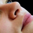 Tintelingen in gezicht: oorzaken van gezichtstintelingen